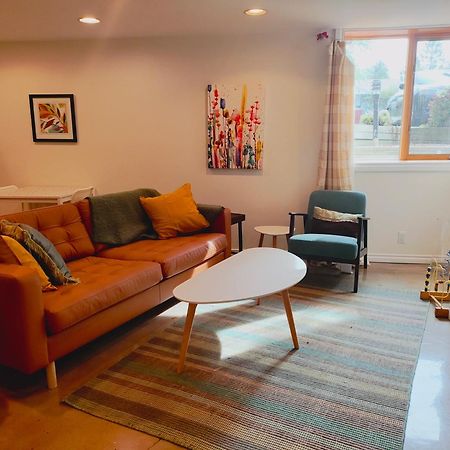 U Of A Homestay, Trails & Whyte Ave เอดมันตัน ภายนอก รูปภาพ
