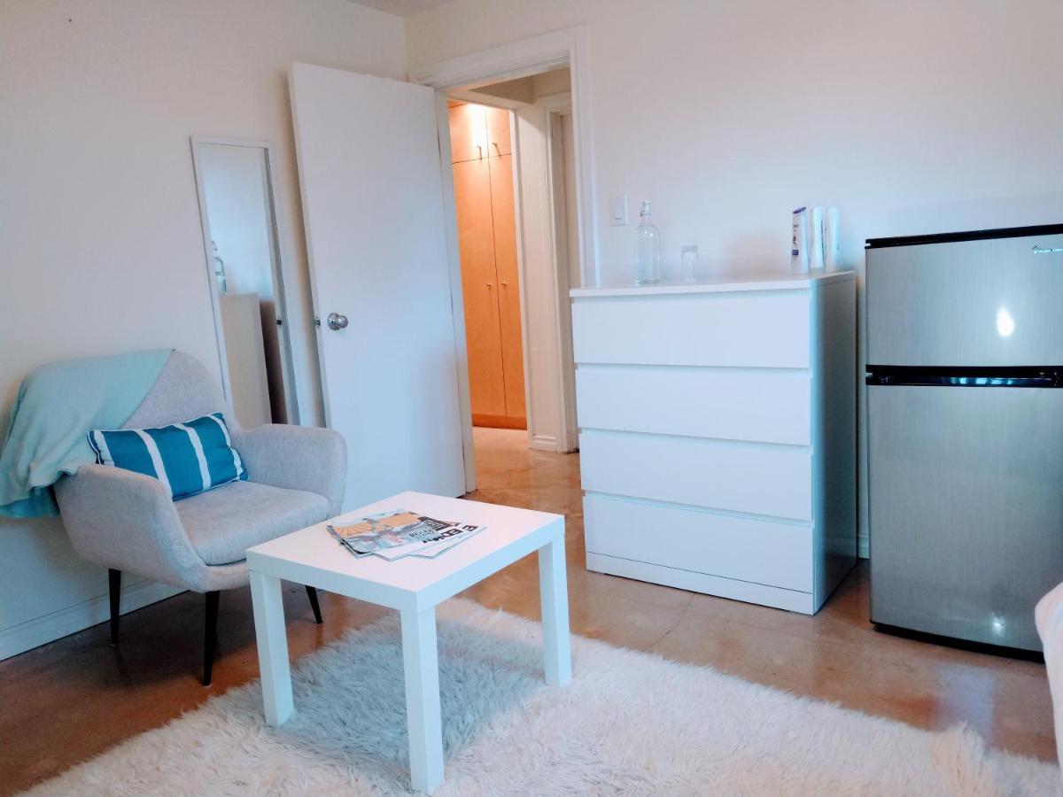 U Of A Homestay, Trails & Whyte Ave เอดมันตัน ภายนอก รูปภาพ